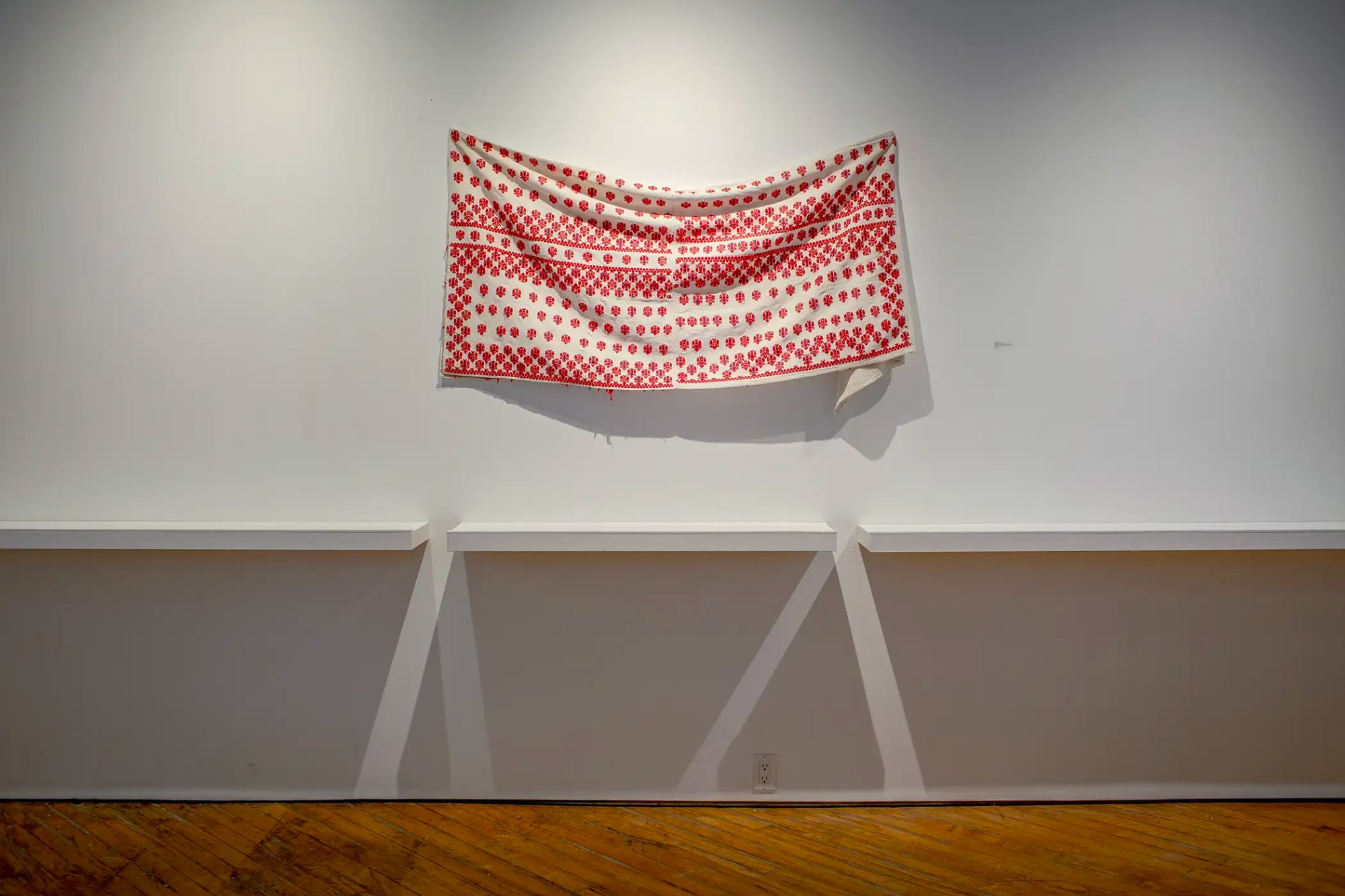 There Are Two / Dvi Su